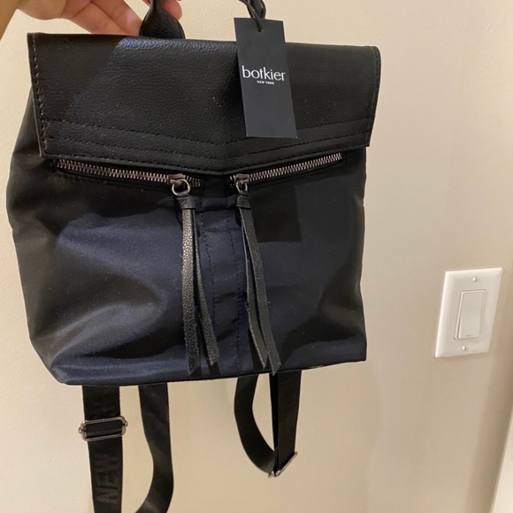 Black‎ mini backpack